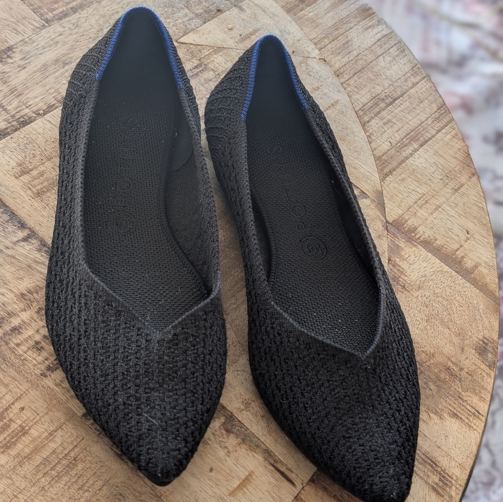 Size 10.5 Black Rothy's Points